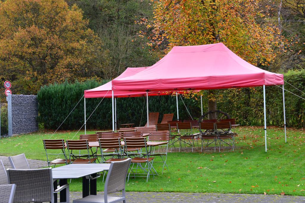 Pension Zur Schmiede Einruhr Exterior photo